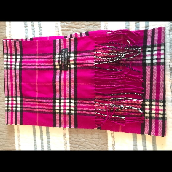 Scarf - Picture 1 of 1